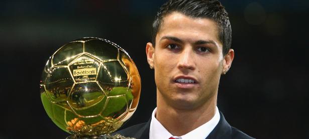 姆巴佩连续三场比赛得分超过刷新纪录，雄鹿不断突破！赛场气氛高涨