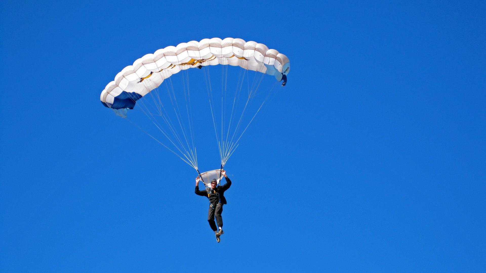 Rookie新星比赛规则变更表现突出,G2前途光明!全场沸腾不已
